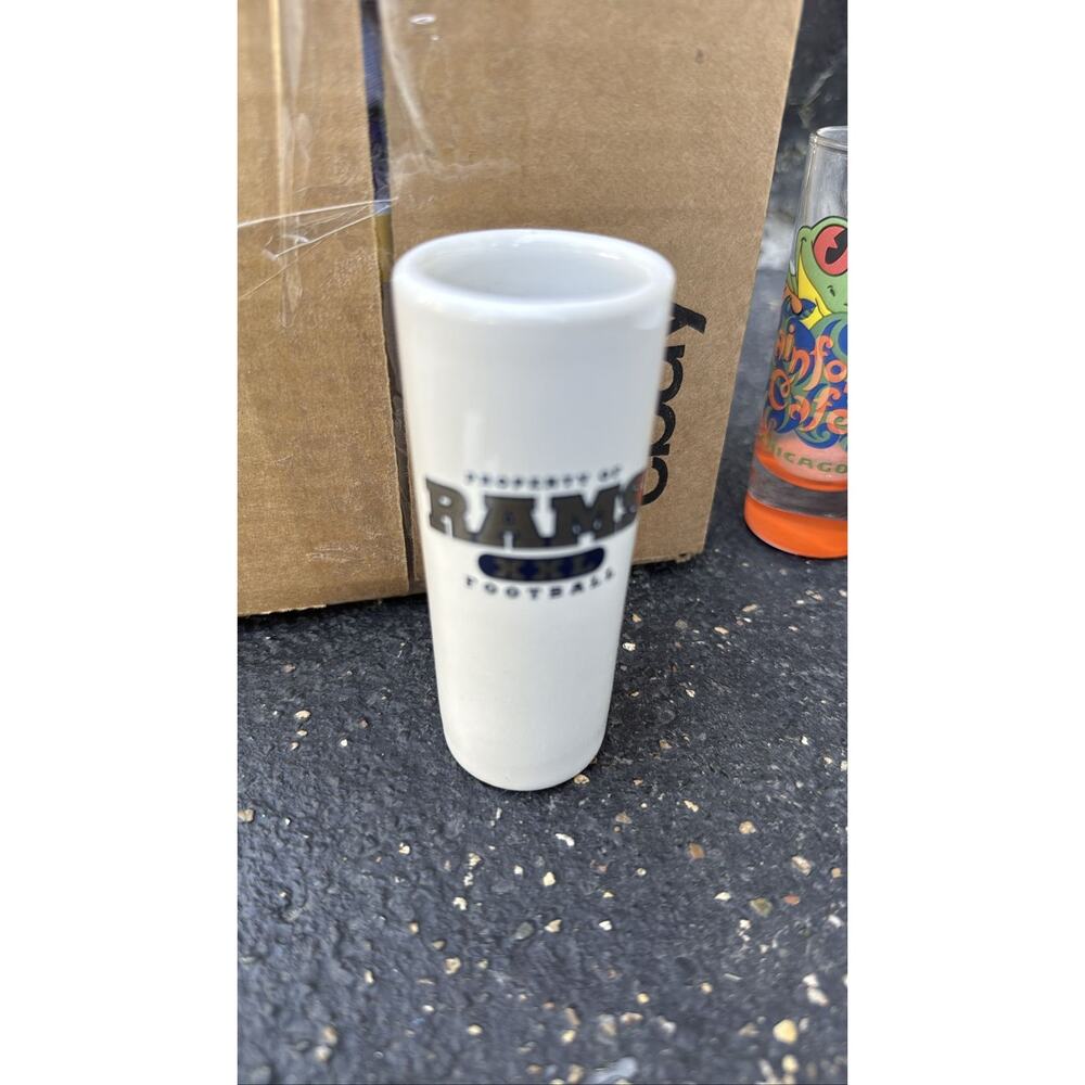 Los Angeles Rams Football 16oz Pint Glass Collectible NFL Fan Mug